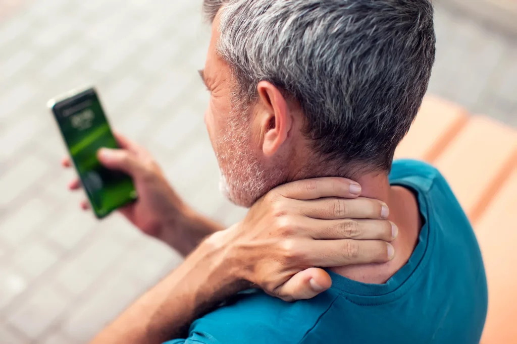 Hijama for Smartphone Neck Pain- Natural Relief for Modern Lifestyle Problems